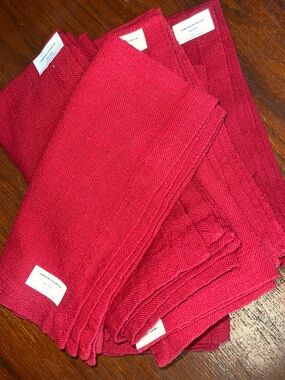 Tableau Logan red woven cotton dinner napkins / 20” x 20” / set of 6 - NWT